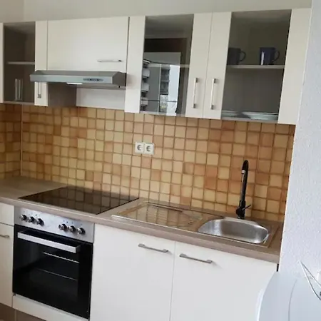 Appartment Am Stadtrand Koeln Apartment
